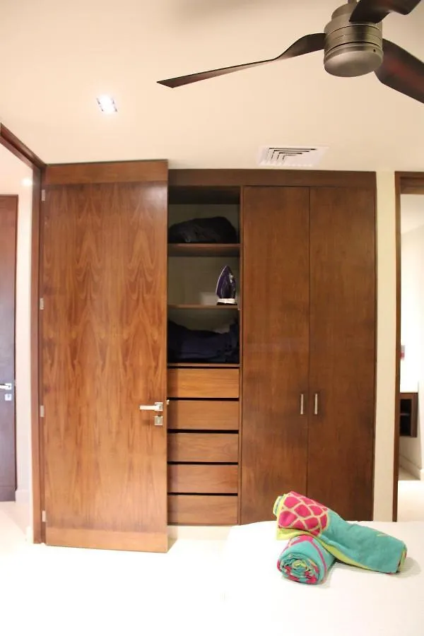 Miranda Depa Entre La Quinta Av Y El Mar 504 Apartamento Playa del Carmen México