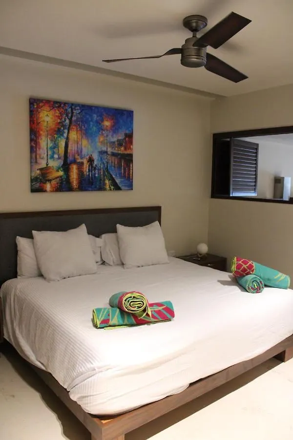 Miranda Depa Entre La Quinta Av Y El Mar 504 Apartamento Playa del Carmen 0*,  México