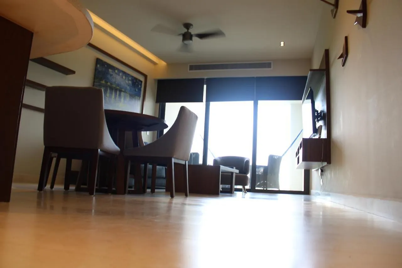 Miranda Depa Entre La Quinta Av Y El Mar 504 Apartamento Playa del Carmen 0*,  México